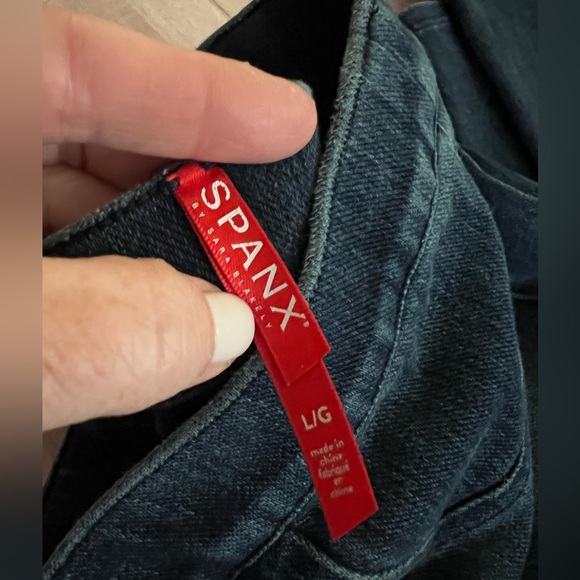 SPANX Jean-ish Leggings - Picture 3 of 8